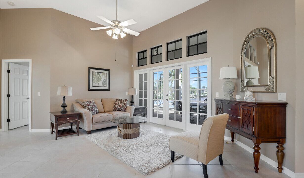 Photo of Livingroom in Pelican