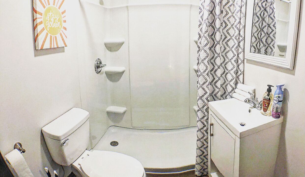 Photo of Bathroom in Geneva-on-the-Lake