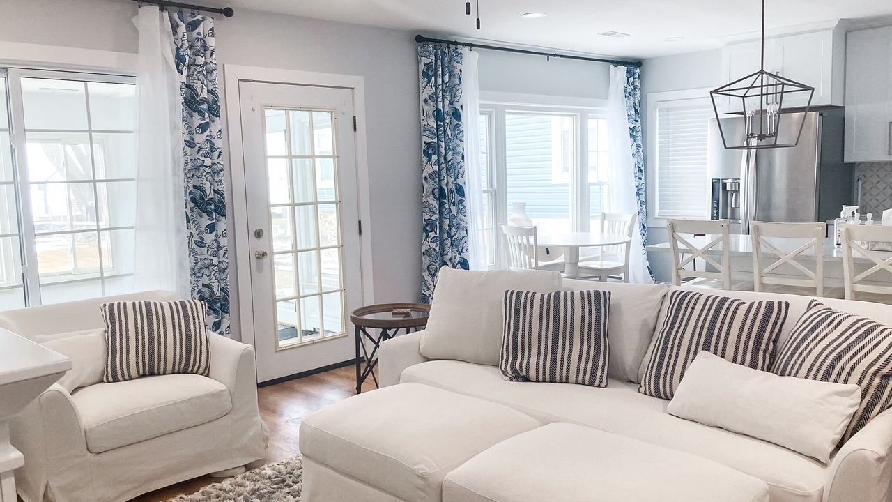Photo of Livingroom in Anchorville