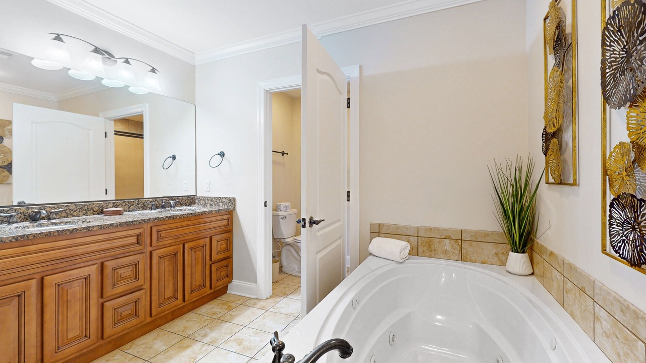Photo of Bathroom in Gatlinburg