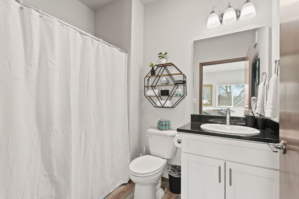 Photo of Bathroom in South Perry District