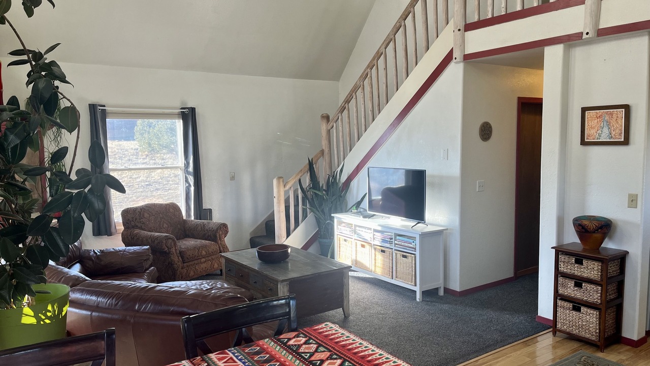 Photo of Livingroom in Alpine Village