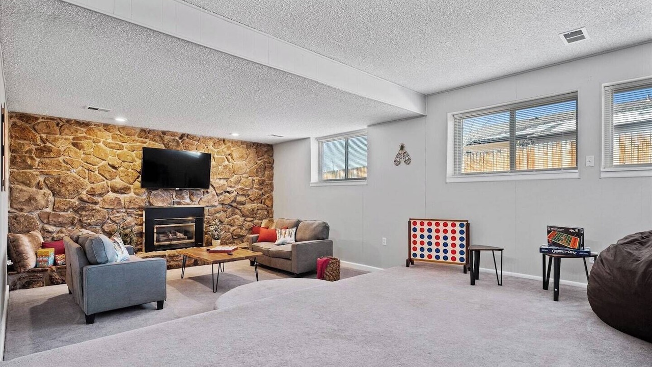 Photo of Livingroom in Northwest Arvada