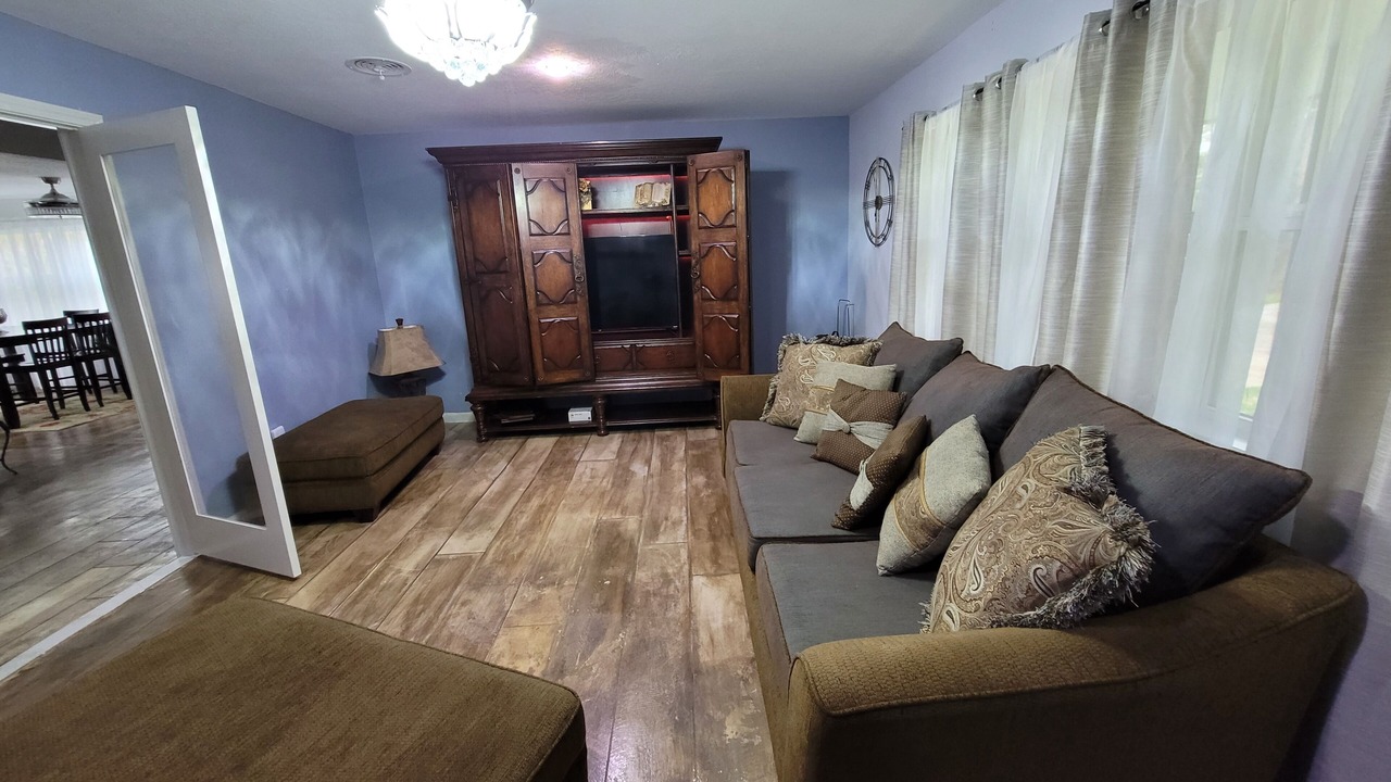 Photo of Bedroom in Clear Lake Shores