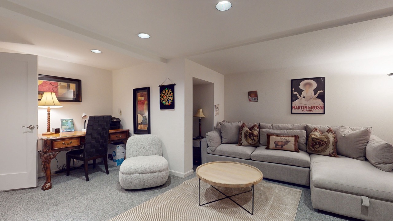 Photo of Livingroom in Snowmass Village