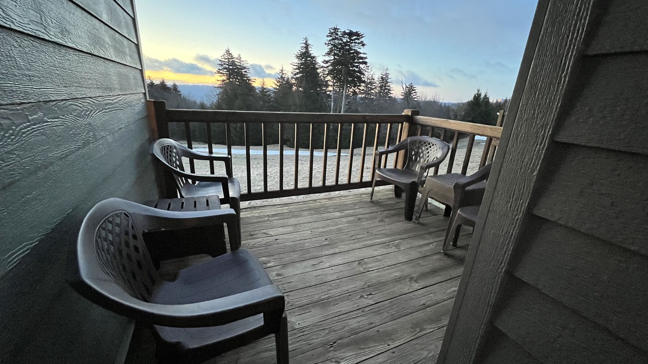 Photo of Outdoor in Snowshoe