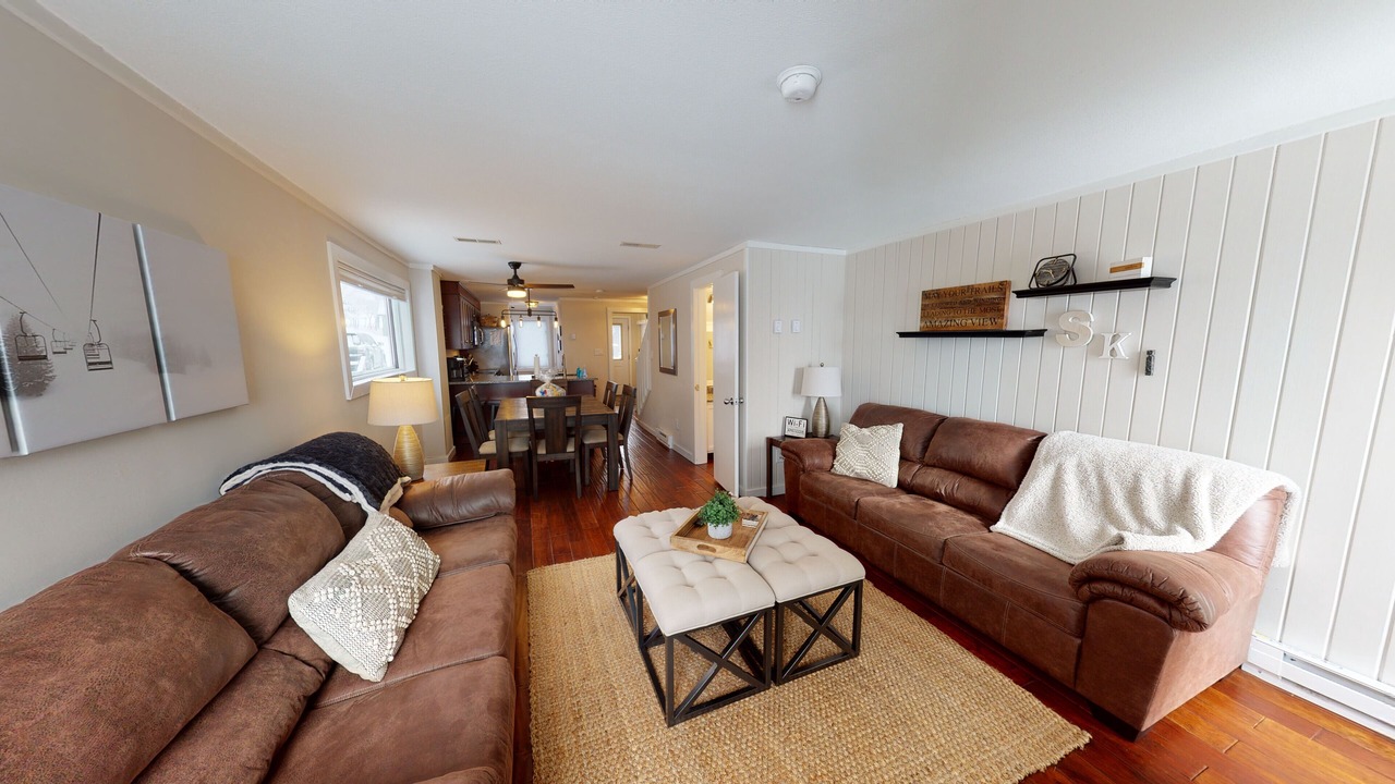 Photo of Livingroom in Snowshoe