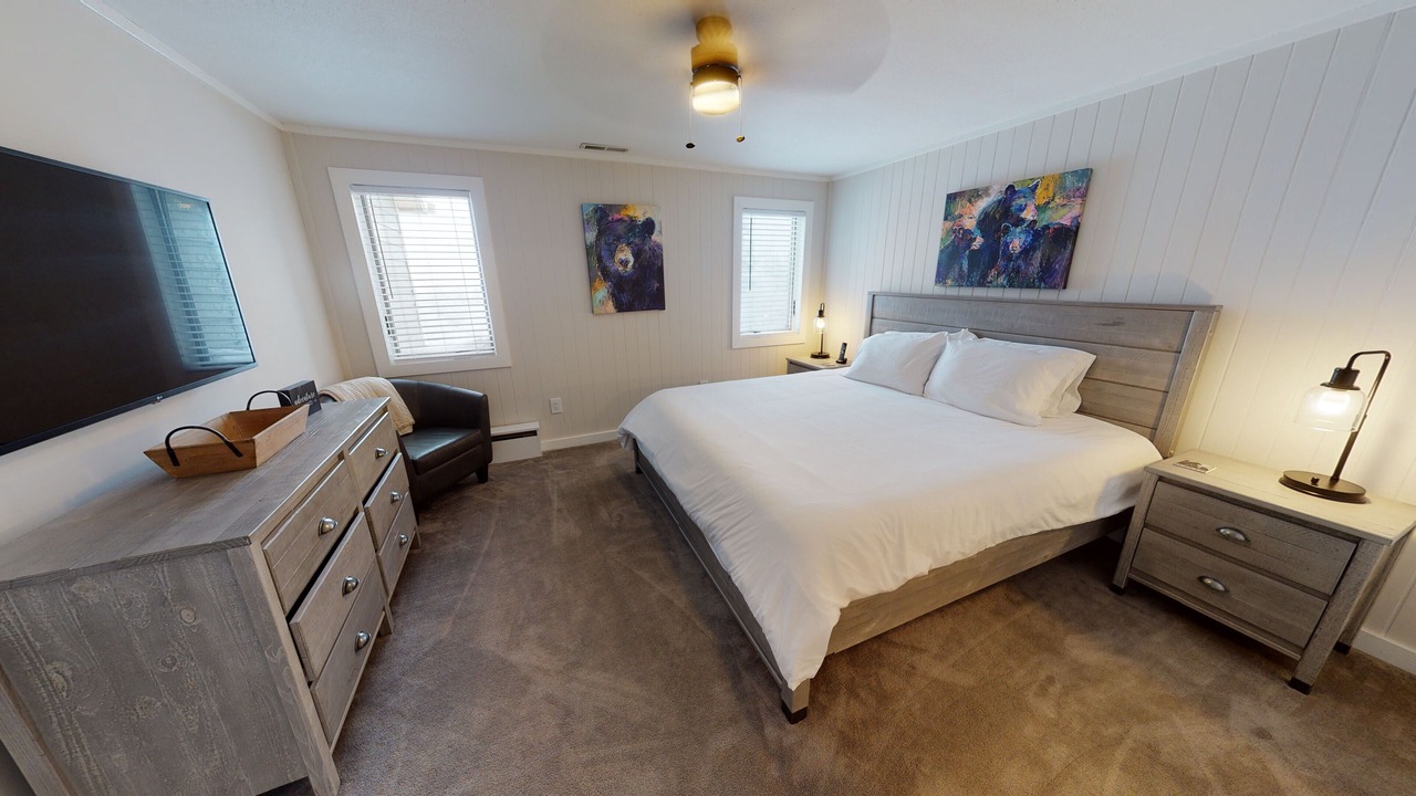 Photo of Bedroom in Snowshoe