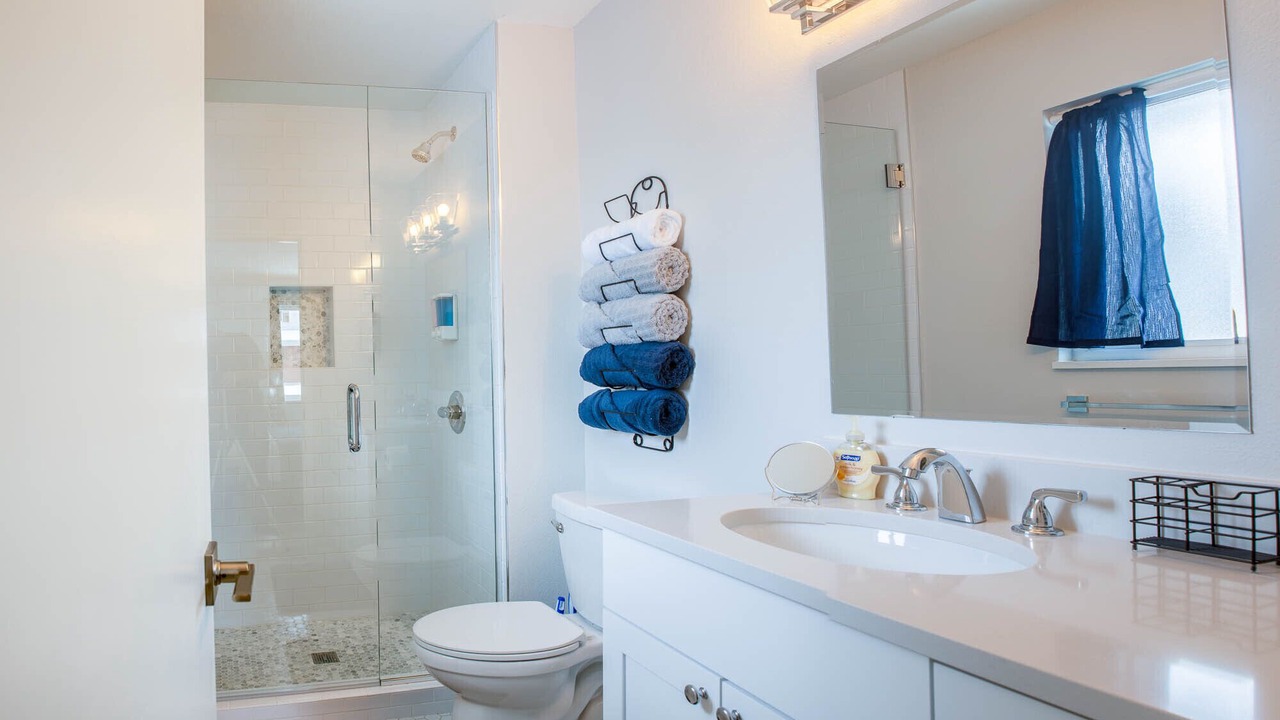 Photo of Bathroom in Englewood