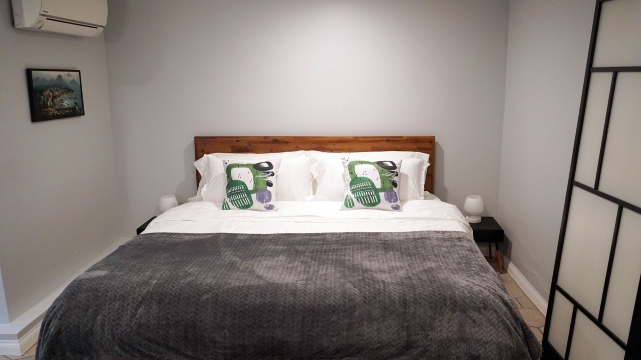 Photo of Bedroom in Los Feliz