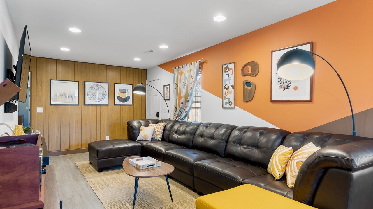 Photo of Livingroom in Chattanooga
