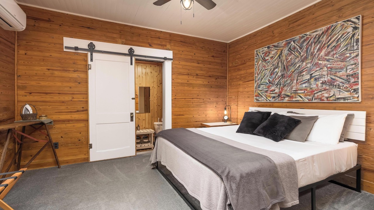 Photo of Bathroom in Rising Fawn