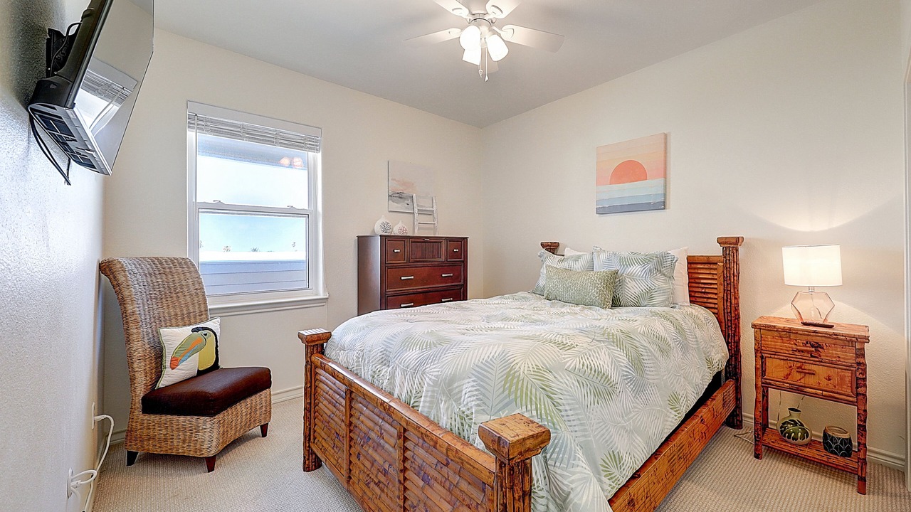 Photo of Bedroom in Key Allegro