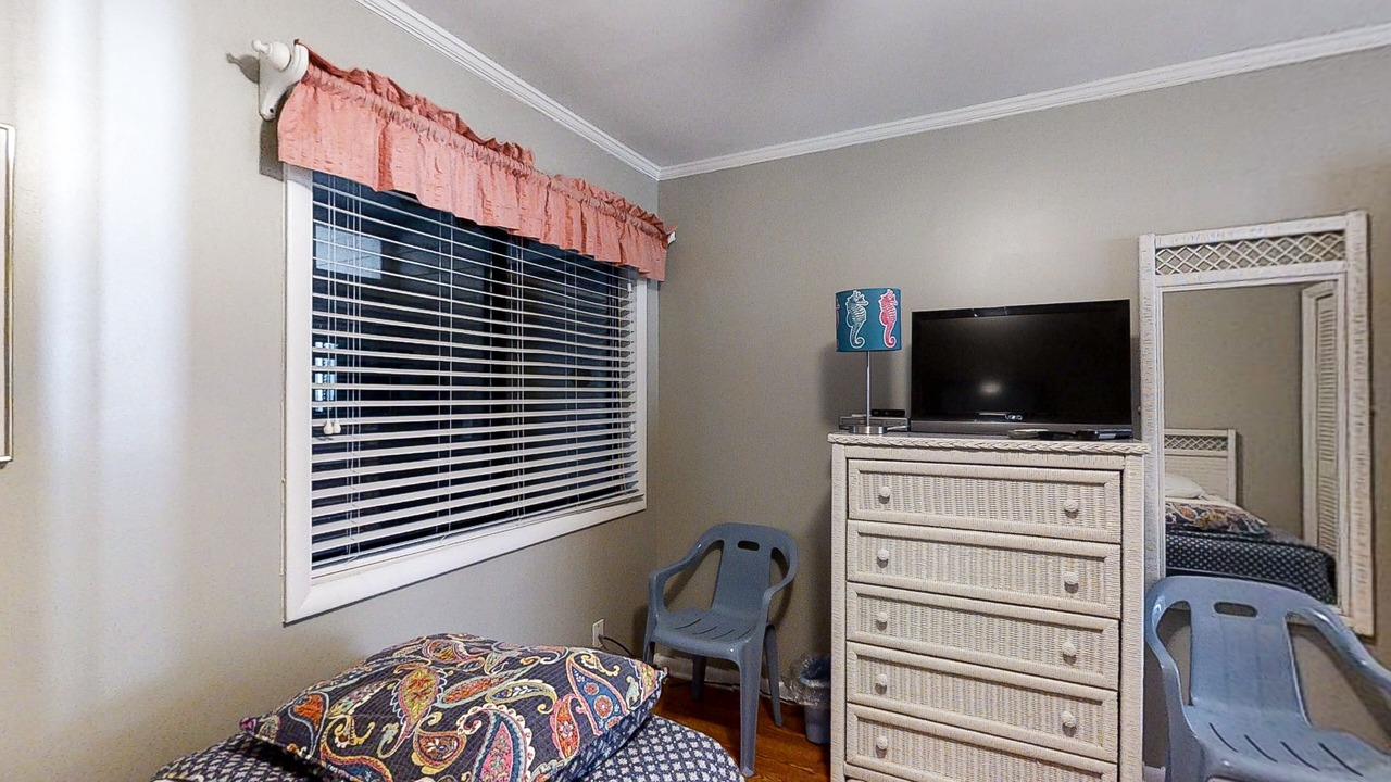 Photo of Bedroom in Atlantic Beach