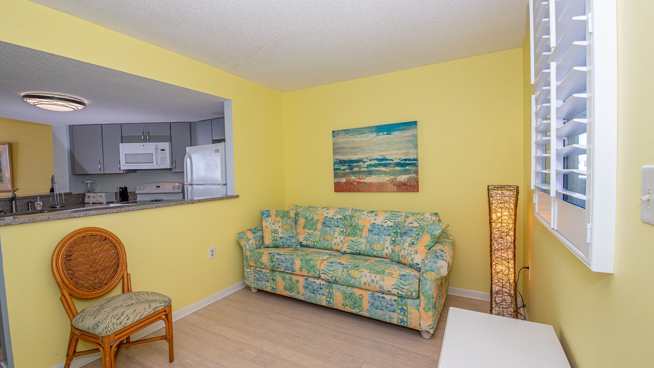 Photo of Livingroom in Atlantic Beach