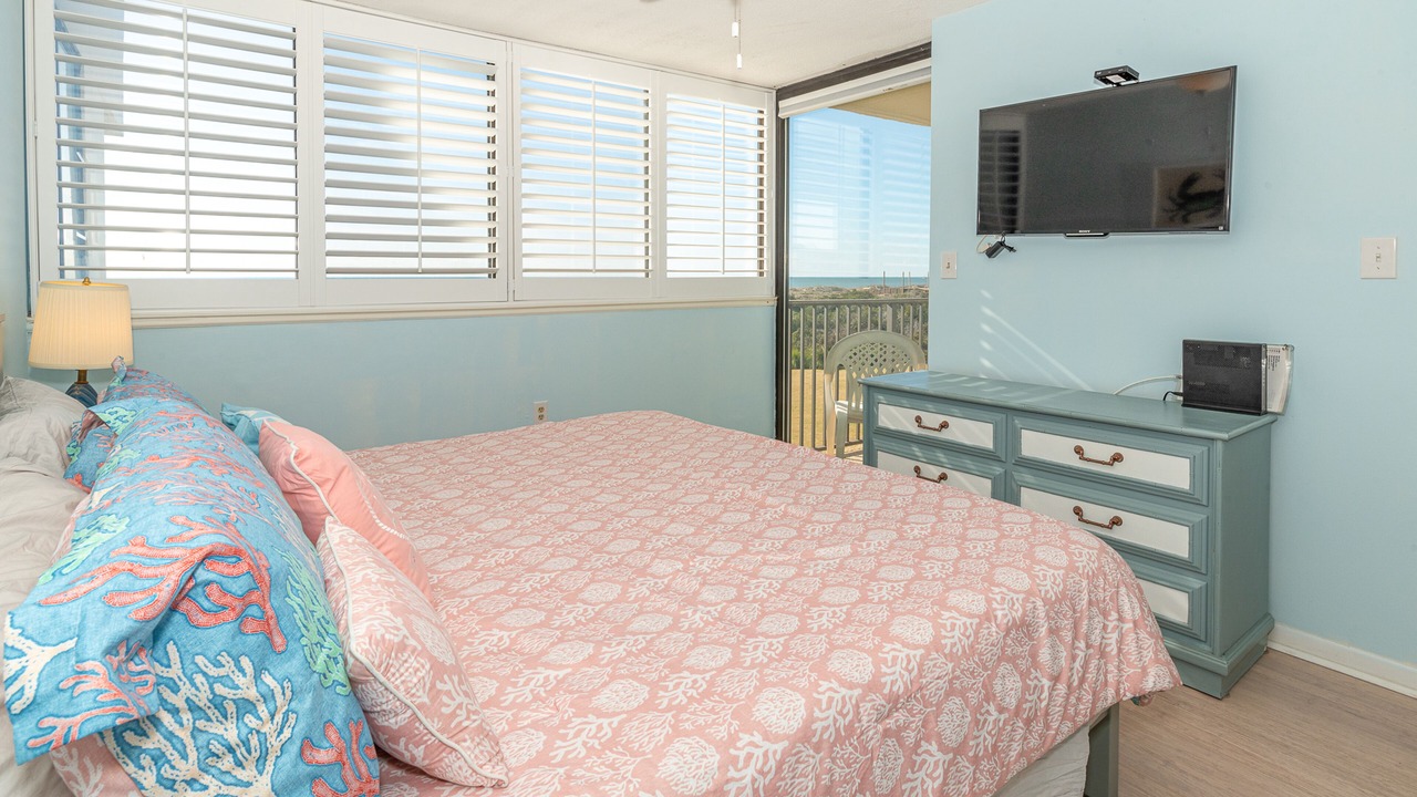 Photo of Bedroom in Atlantic Beach