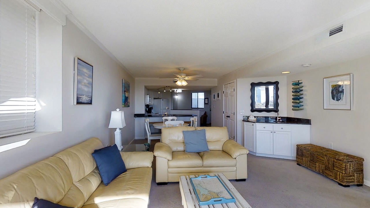 Photo of Livingroom in Atlantic Beach
