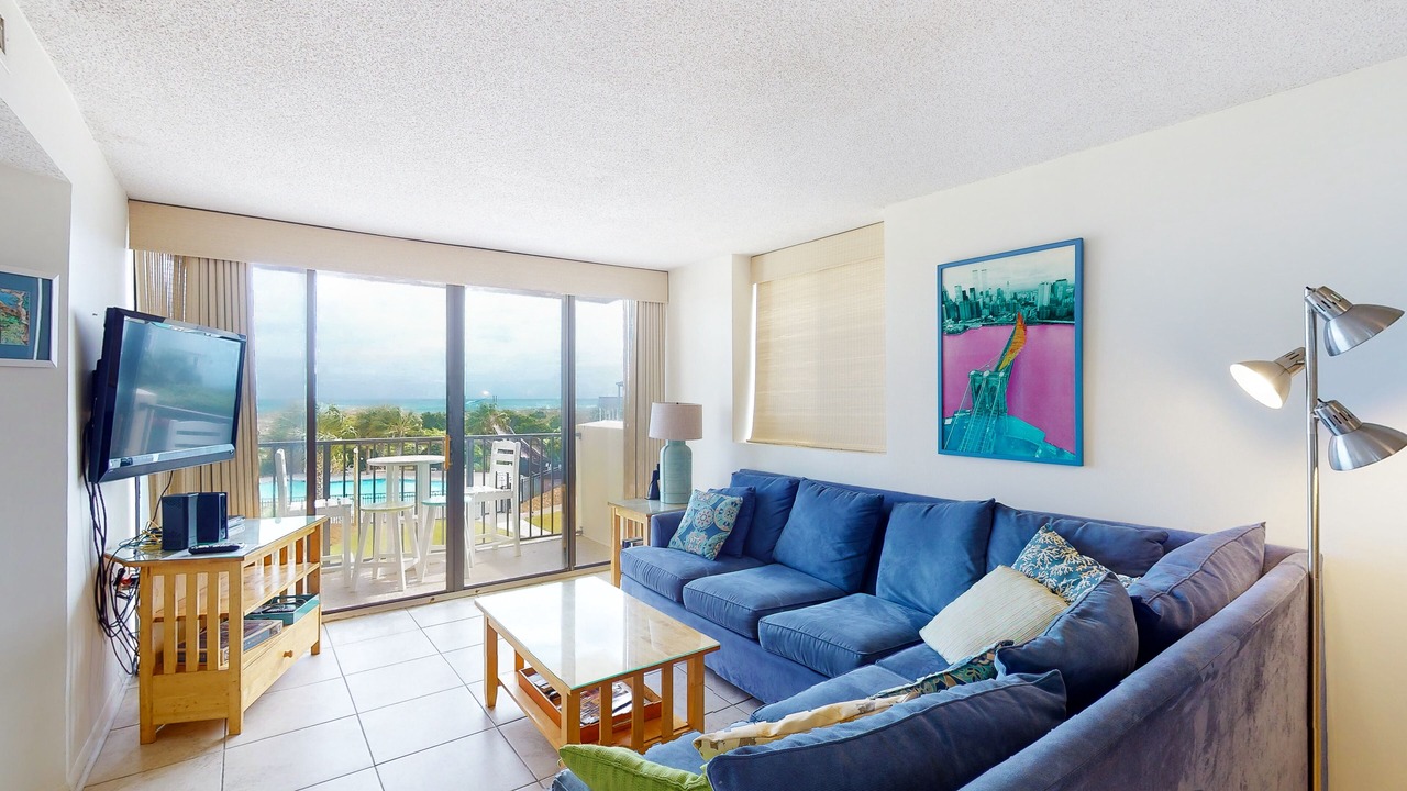 Photo of Livingroom in Atlantic Beach
