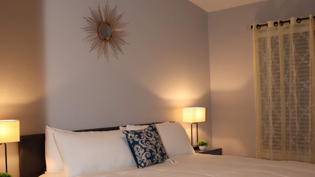Photo of Bedroom in Aurora