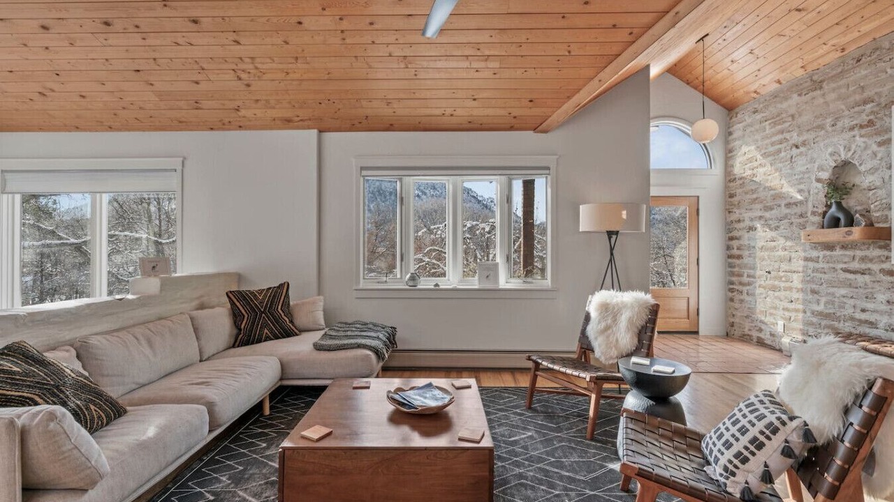 Photo of Livingroom in Durango