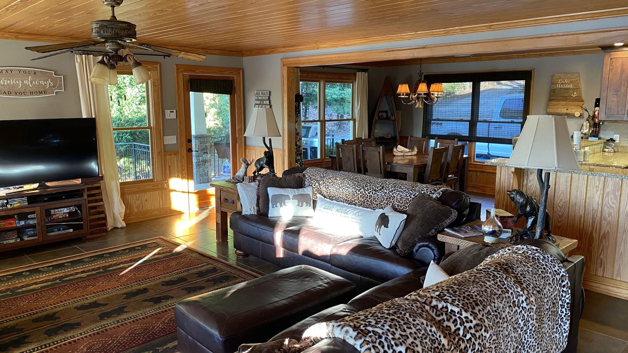 Photo of Livingroom in Pleasure Point