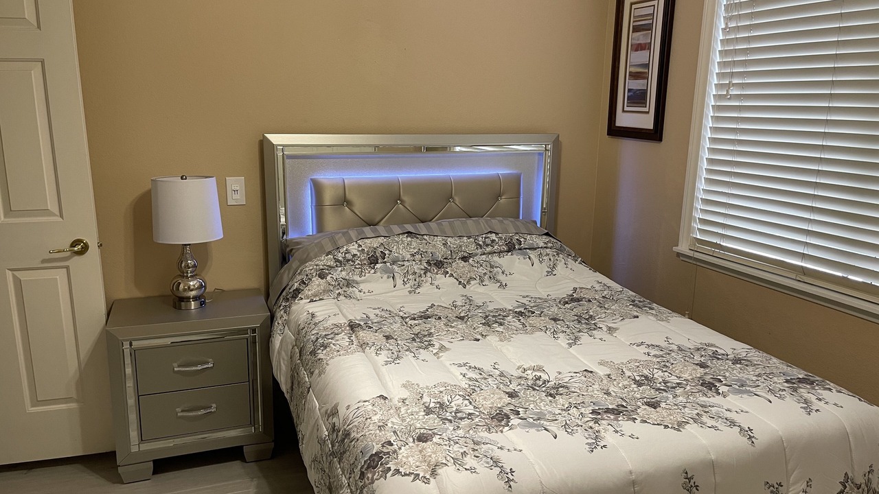 Photo of Bedroom in Summerlin