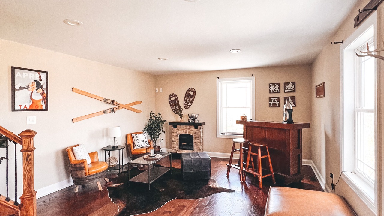 Photo of Livingroom in Jim Thorpe
