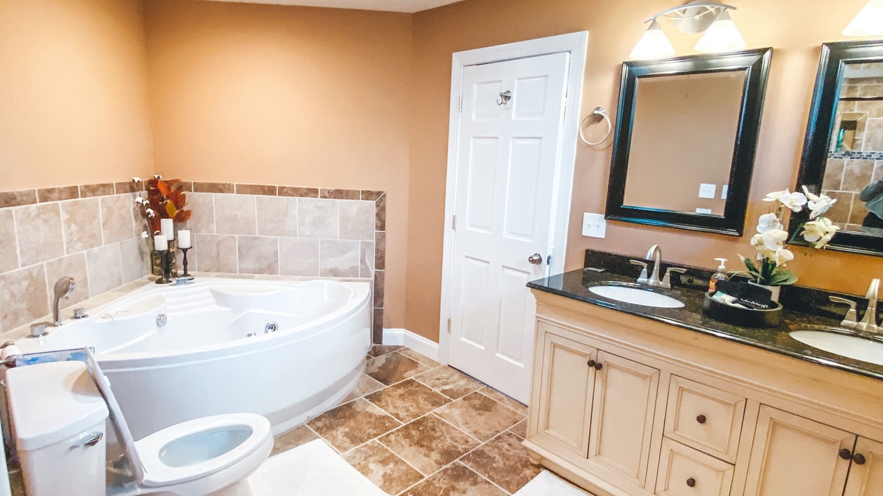 Photo of Bathroom in Jim Thorpe