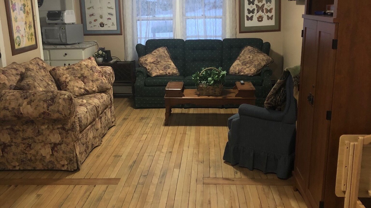 Photo of Livingroom in Johnsburg