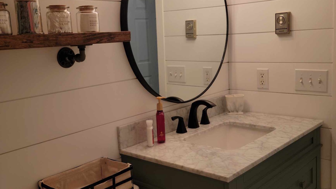 Photo of Bathroom in Catskill