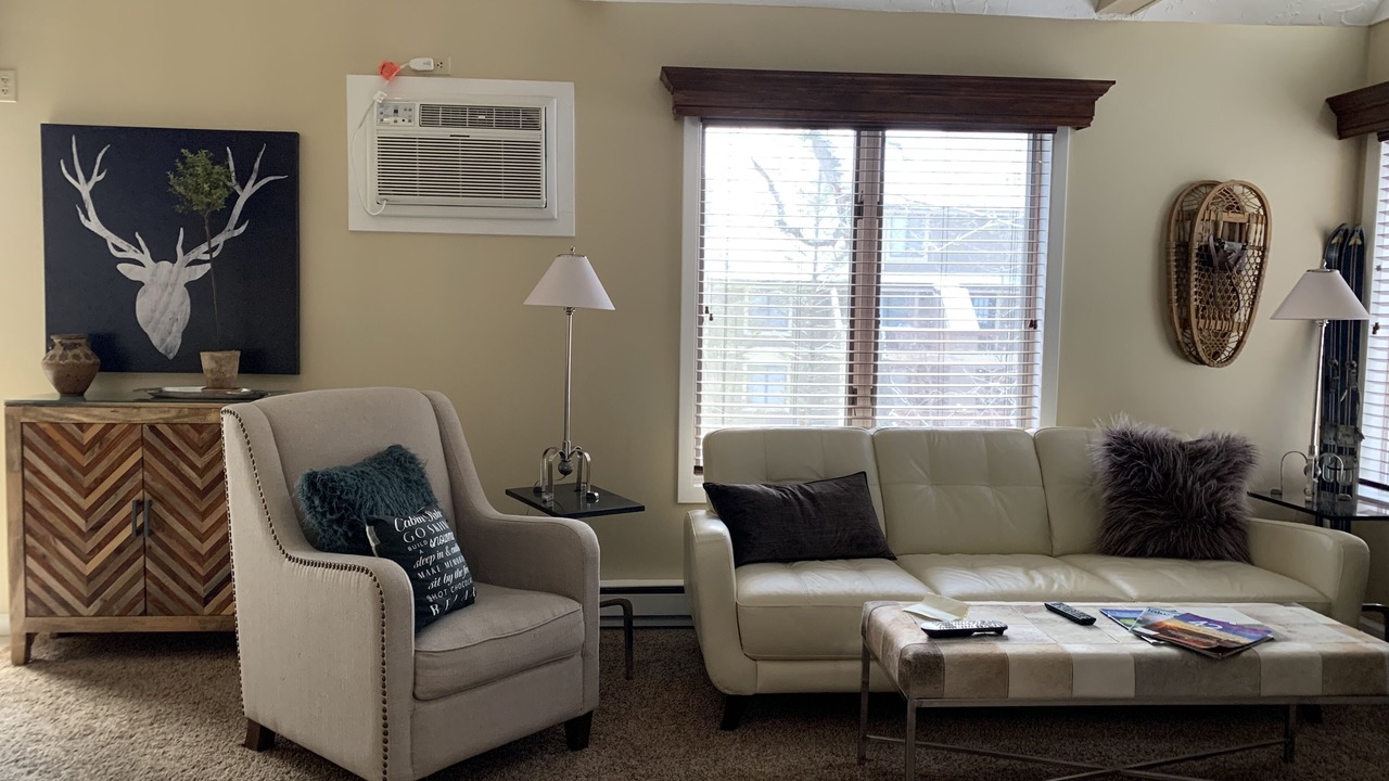 Photo of Livingroom in Clymer
