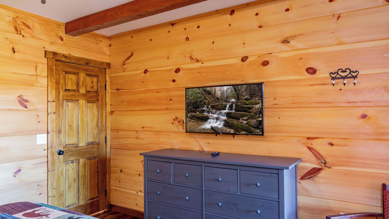 Photo of Bedroom in Gatlinburg