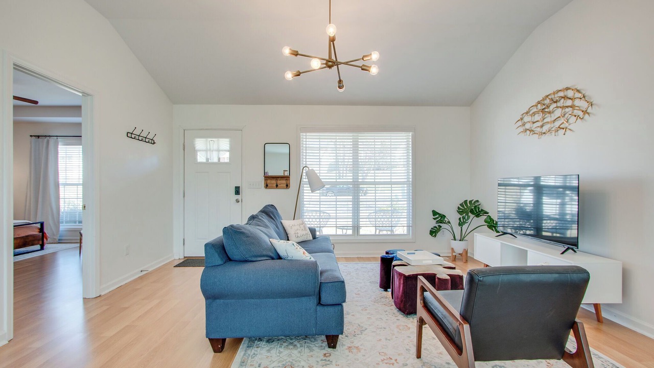 Photo of Livingroom in Spring Hill