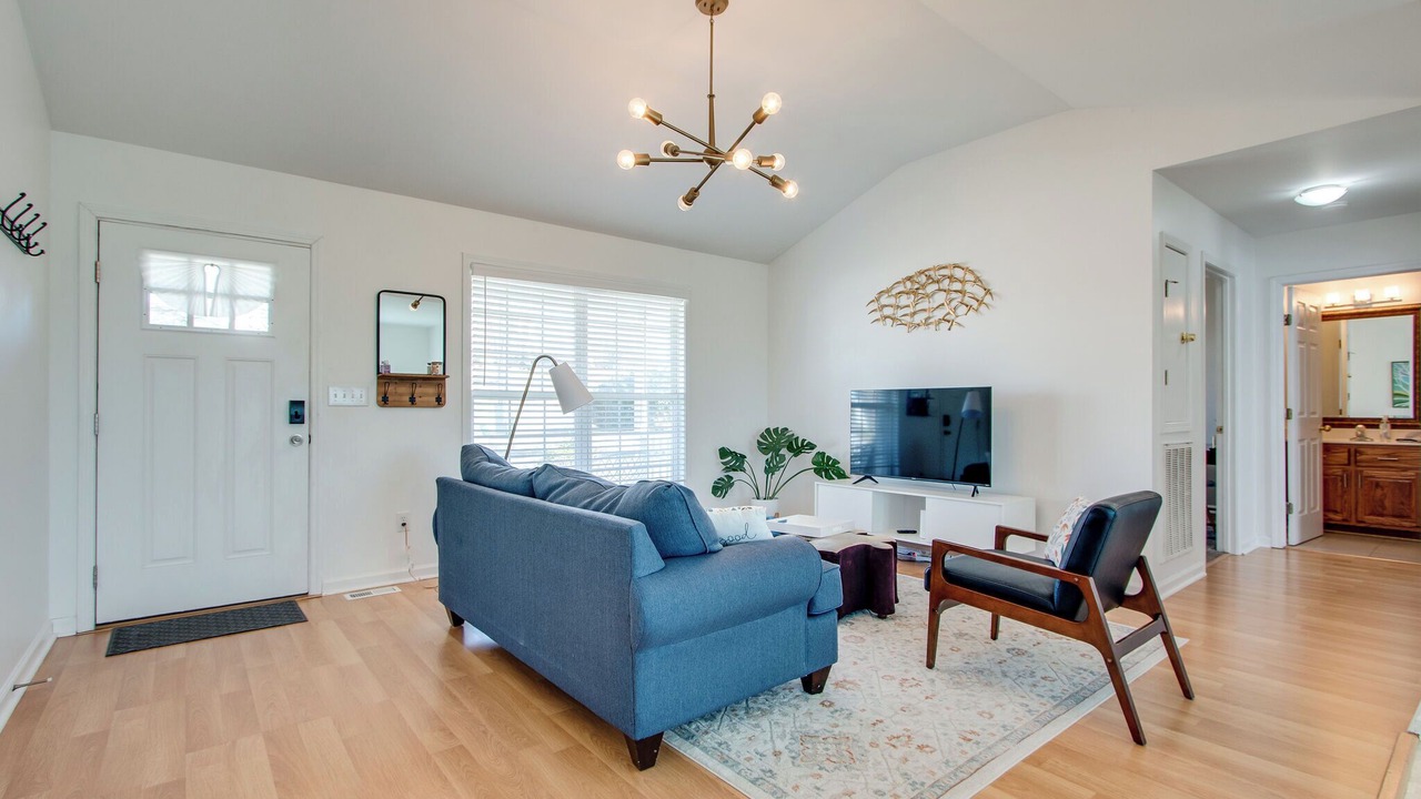 Photo of Livingroom in Spring Hill