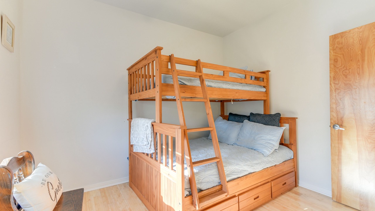 Photo of Bedroom in El Lago