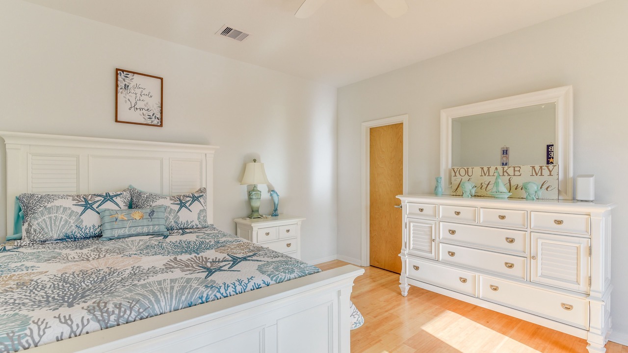 Photo of Bedroom in El Lago