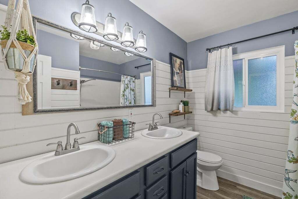 Photo of Bathroom in Crestline