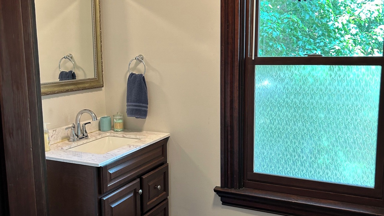 Photo of Bathroom in Latonia