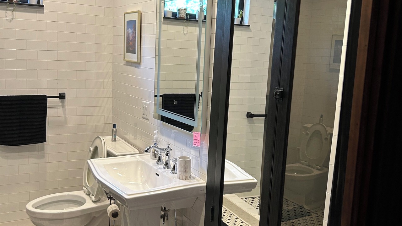 Photo of Bathroom in Latonia