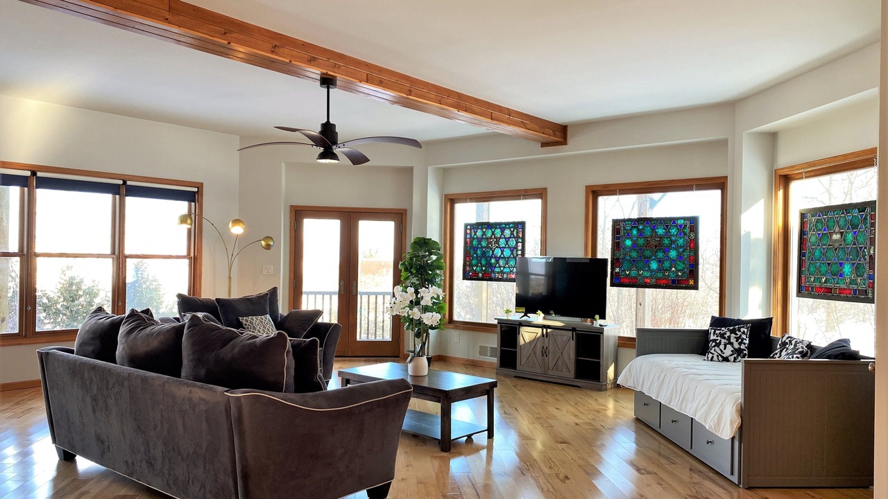 Photo of Livingroom in St Ignace
