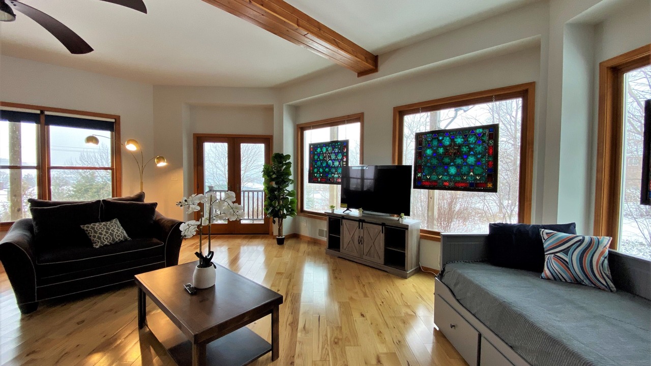 Photo of Livingroom in St Ignace