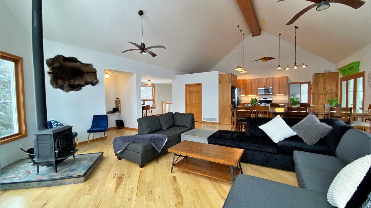 Photo of Livingroom in St Ignace