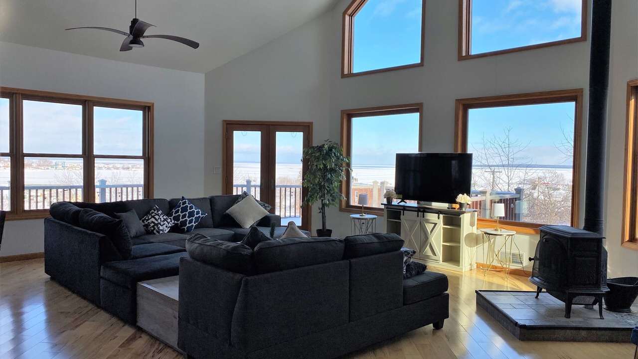 Photo of Livingroom in St Ignace