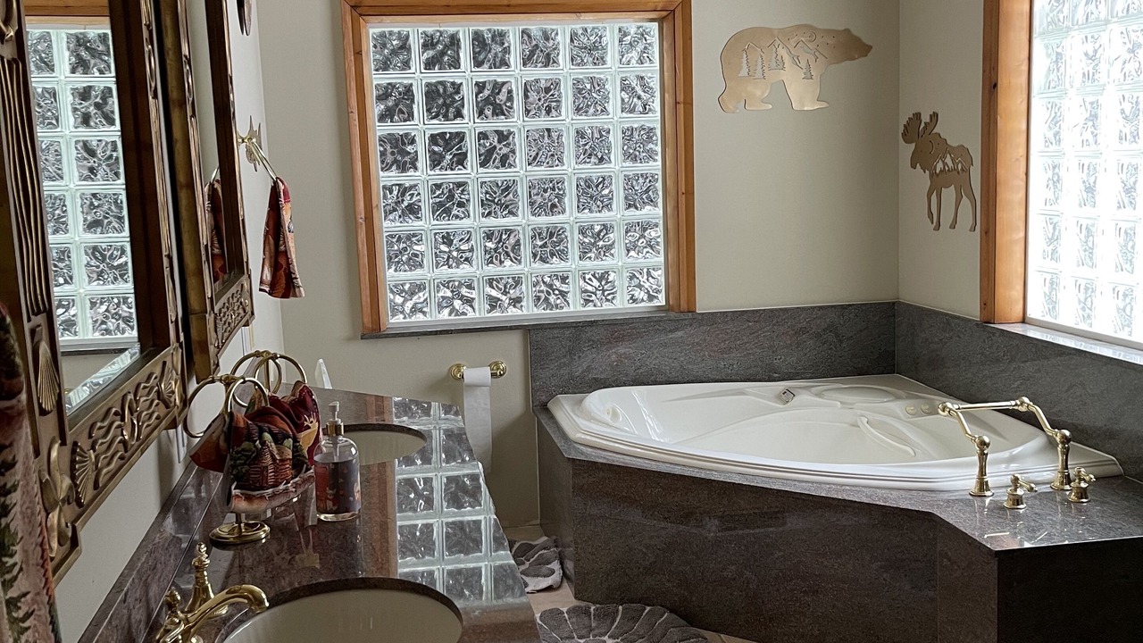 Photo of Bathroom in Arlington