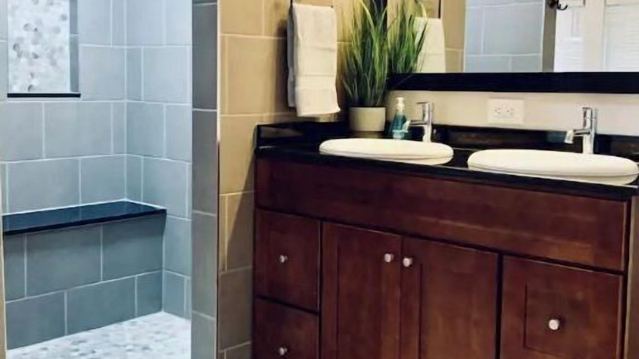 Photo of Bathroom in Eden