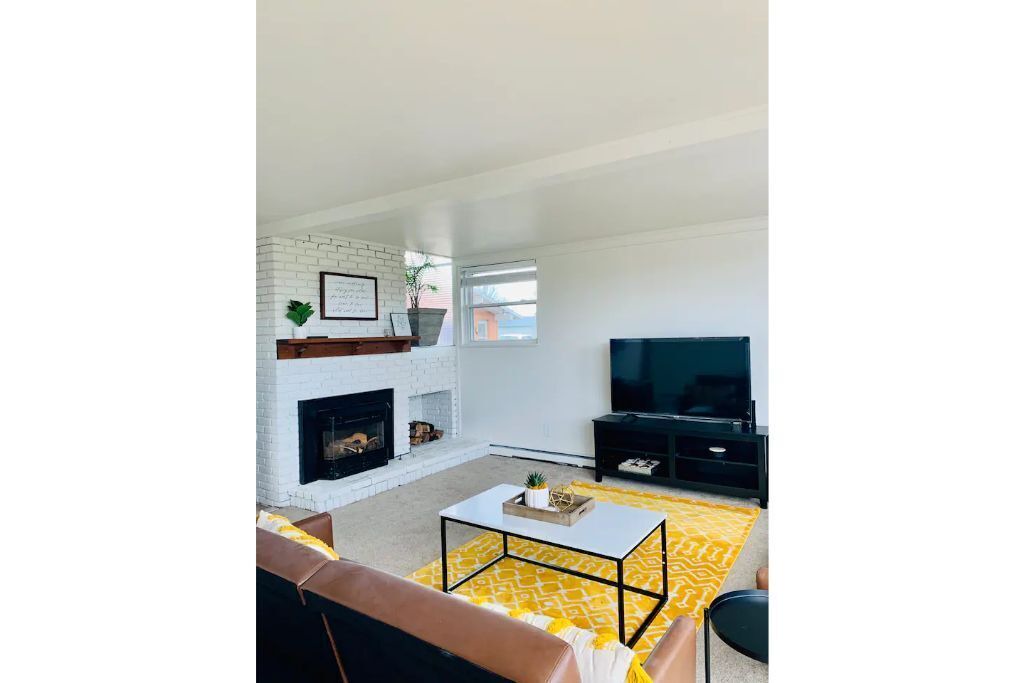 Photo of Livingroom in Eden