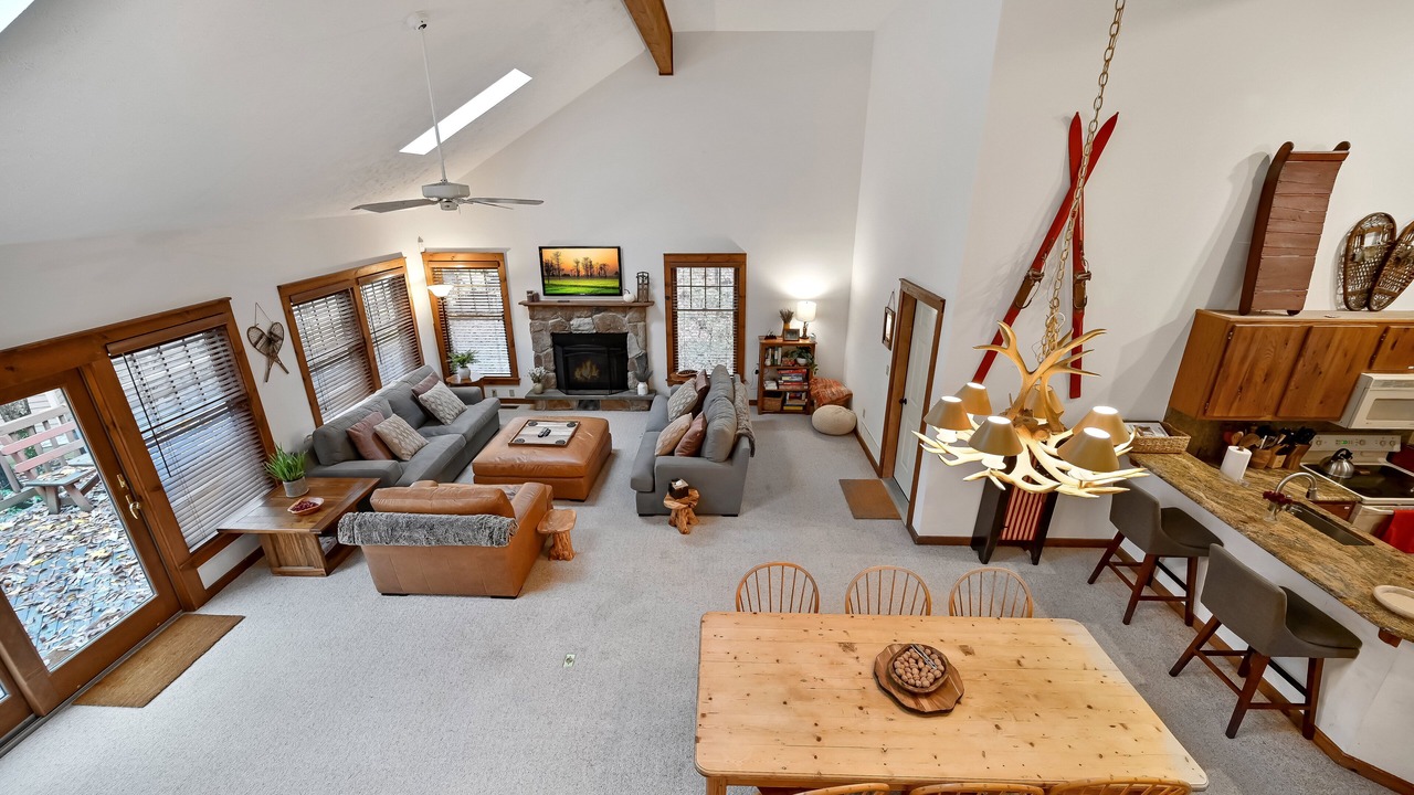 Photo of Livingroom in Tannersville