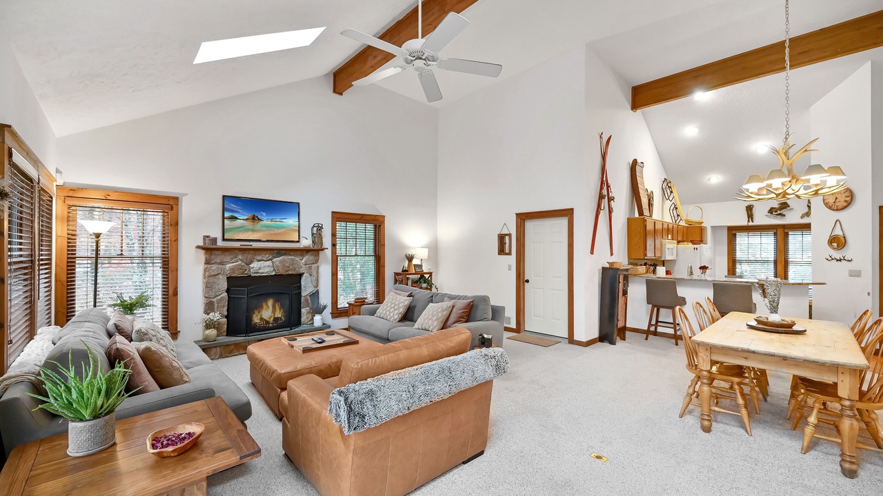 Photo of Livingroom in Tannersville