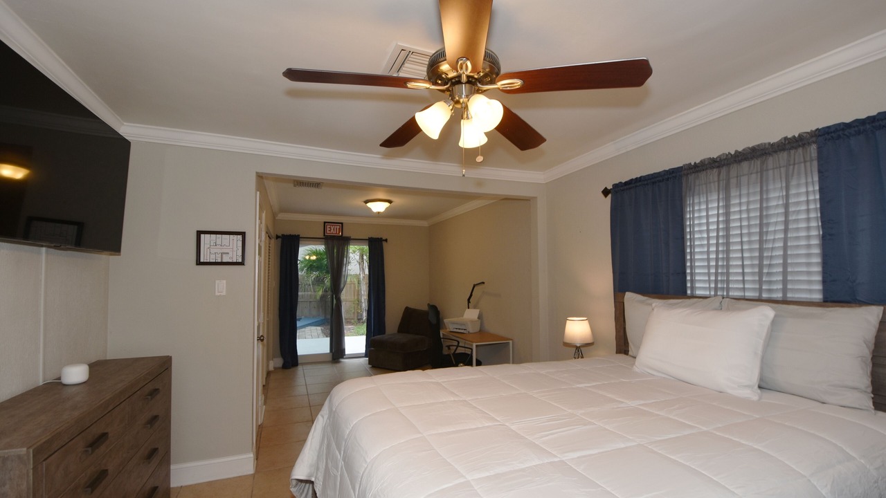 Photo of Bedroom in Riverside Park