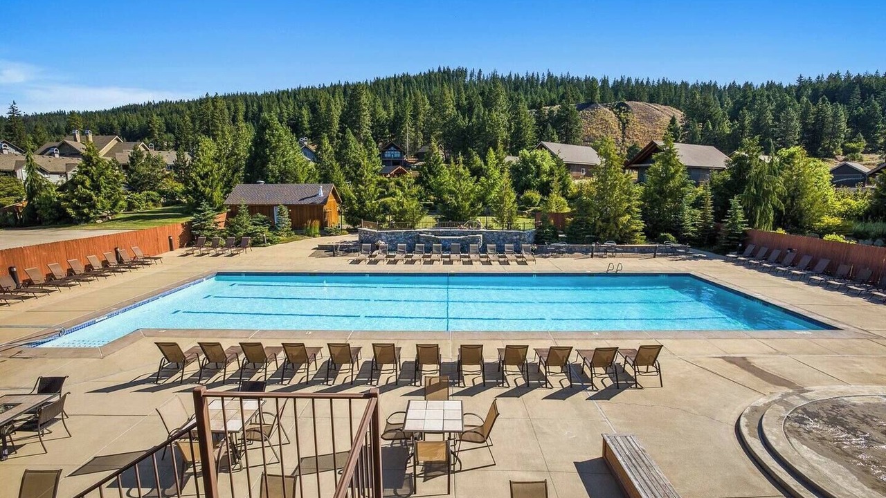 Photo of Outdoor in Ronald